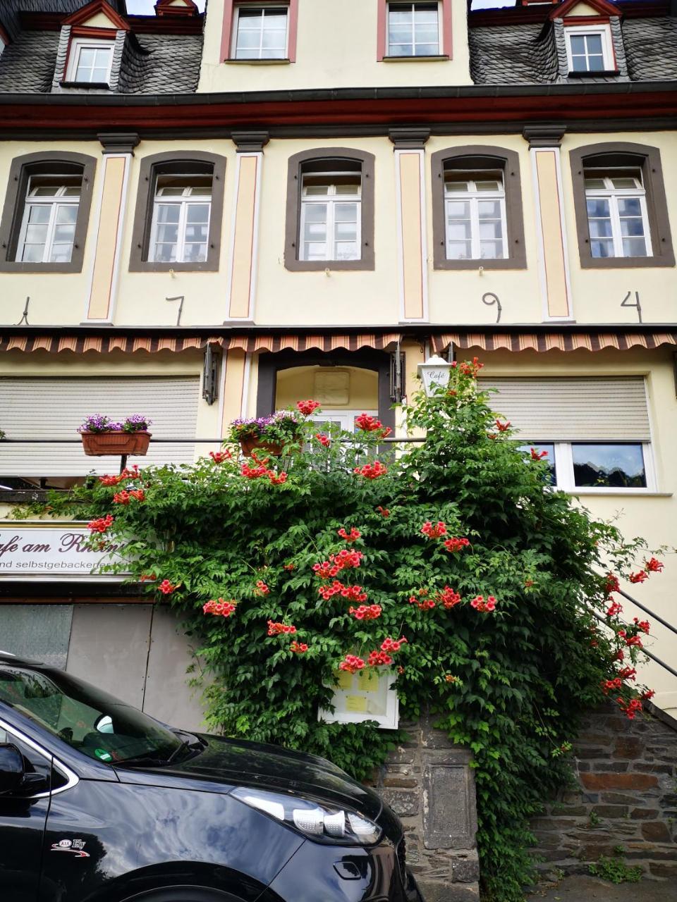 Pension Am Rheinsteig Leutesdorf Exterior foto